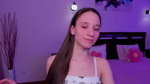 Snapshot of staceycutie chatting on 03/01/26, 05:15 StaceyCutie online show from 03/01/26, 05:15