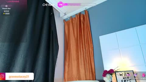 Snapshot of staceygraves_ chatting on 01/17/25, 02:28 online show from 01/17/25, 02:28