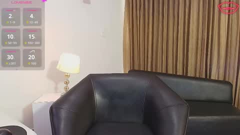 Snapshot of staceygraves_ chatting on 11/14/25, 02:49 online show from 11/14/25, 02:49