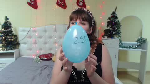 Snapshot of staceylex chatting on 01/13/25, 12:56 Stacey online show from 01/13/25, 12:56