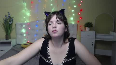 Snapshot of staceylex chatting on 01/22/25, 09:35 Stacey online show from 01/22/25, 09:35