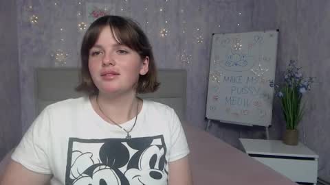 Snapshot of staceylex chatting on 09/29/25, 05:45 Stacey online show from 09/29/25, 05:45