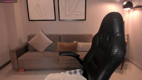 Stacy Woods online show from 01/15/25, 01:31