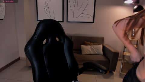 Stacy Woods online show from 01/29/25, 05:02