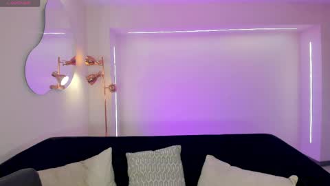 Snapshot of staceywood_ chatting on 03/26/26, 11:38 Stacy Woods online show from 03/26/26, 11:38