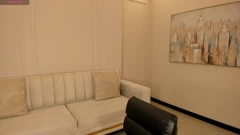 Snapshot of staceywood_ chatting on 04/16/26, 11:44 Stacy Woods online show from 04/16/26, 11:44