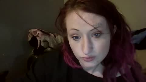 Snapshot of stacisavige chatting on 02/05/26, 01:54 Sinserity online show from 02/05/26, 01:54