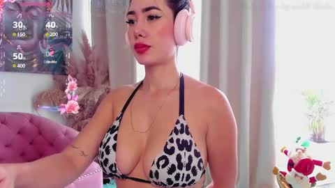 TWstacymalibu110 online show from 12/29/24, 03:57