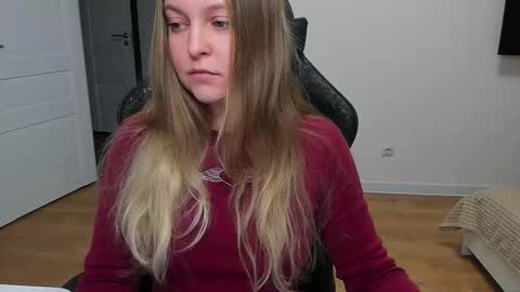 Snapshot of stacy_miraclee chatting on 03/05/26, 06:04 Stacy online show from 03/05/26, 06:04