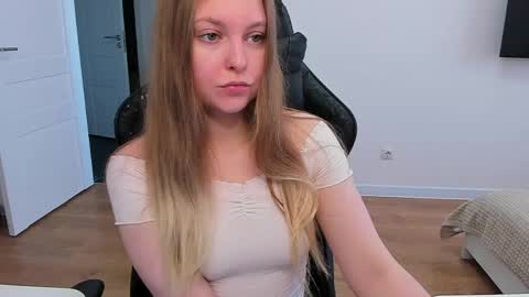 Snapshot of stacy_miraclee chatting on 04/17/26, 10:29 Stacy online show from 04/17/26, 10:29