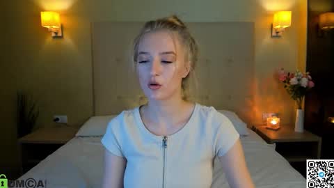 Stacy Mon Tue Wed Thu Fri Sun GMT GMT 3 1000am - 0400pm  online show from 11/26/25, 09:21