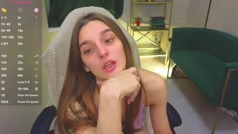 Sexy lips online show from 02/22/25, 10:40