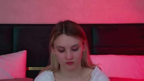 Snapshot of stacyevancesss chatting on 03/16/26, 06:34 StacyEvances online show from 03/16/26, 06:34