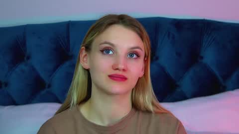 Snapshot of stacyevancesss chatting on 04/24/26, 06:16 StacyEvances online show from 04/24/26, 06:16