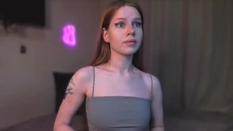 stacyloveforu online show from 09/16/25, 10:44