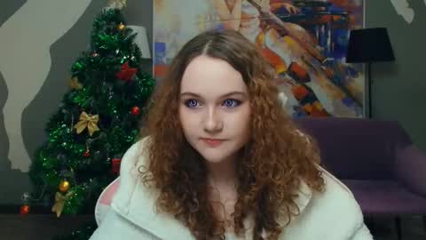 Snapshot of stacyroller chatting on 02/19/26, 06:15 Violet online show from 02/19/26, 06:15