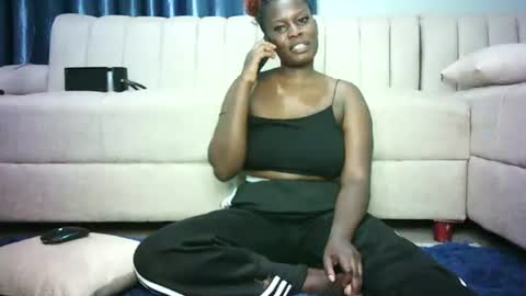 Snapshot of stacysweet69 chatting on 06/12/26, 04:39 all yours online show from 06/12/26, 04:39