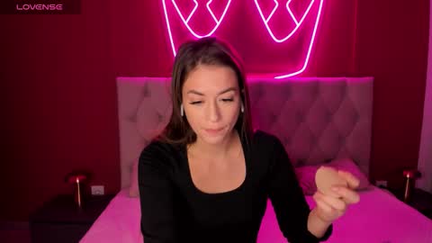 Stacy online show from 10/12/25, 01:04