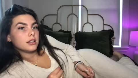 Snapshot of stacywithuu chatting on 09/25/25, 05:16 Stacy online show from 09/25/25, 05:16