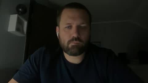 Snapshot of stadtneurotiker chatting on 01/12/26, 10:26 Peter online show from 01/12/26, 10:26