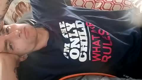 Snapshot of staightupdownbad chatting on 04/05/26, 07:00 Straightupdownbad online show from 04/05/26, 07:00