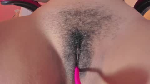 KEIMI  online show from 01/17/25, 09:39