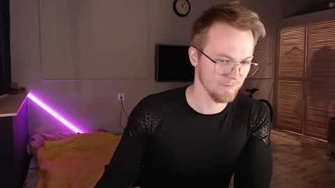 Snapshot of stan_lust chatting on 02/06/25, 08:13 StanLust online show from 02/06/25, 08:13