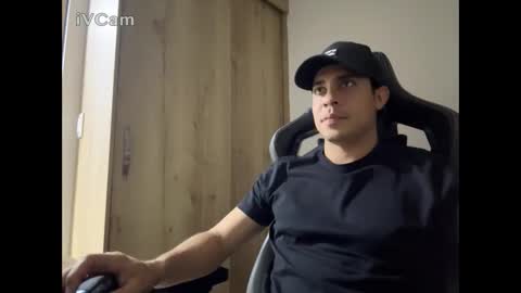 Snapshot of stan_will chatting on 11/01/25, 11:18 Stan online show from 11/01/25, 11:18