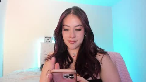 Stand and Rose online show from 04/12/26, 05:34