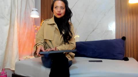 Snapshot of stangela_rivera chatting on 04/06/26, 11:55 Angel Rivera online show from 04/06/26, 11:55