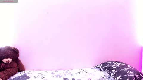 Snapshot of star_darling chatting on 01/11/26, 05:01 S T A R online show from 01/11/26, 05:01