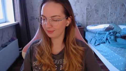 Snapshot of star_shopping chatting on 01/02/25, 05:14 Alice online show from 01/02/25, 05:14