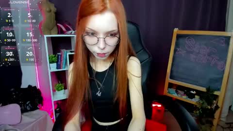 Snapshot of star_tarra chatting on 05/26/26, 02:07 Tarra online show from 05/26/26, 02:07