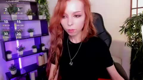 Snapshot of star_tarra chatting on 07/23/26, 07:17 Tarra online show from 07/23/26, 07:17