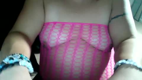 Snapshot of starella___saxxxton chatting on 01/17/25, 11:51 starella___saxxxton online show from 01/17/25, 11:51