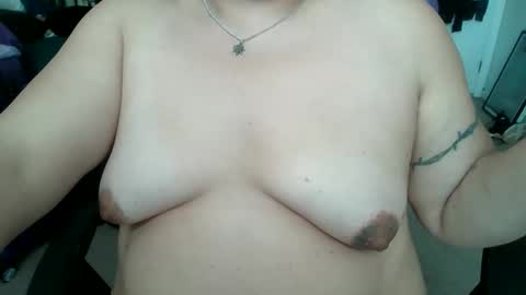 Snapshot of starella___saxxxton chatting on 05/09/26, 10:48 starella___saxxxton online show from 05/09/26, 10:48