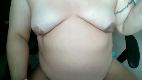 Snapshot of starella___saxxxton chatting on 05/23/26, 10:03 starella___saxxxton online show from 05/23/26, 10:03