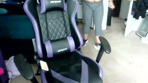Snapshot of starella___saxxxton chatting on 06/21/26, 04:31 starella___saxxxton online show from 06/21/26, 04:31