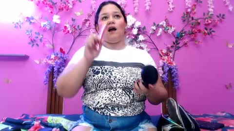 Snapshot of starfishanal21 chatting on 04/18/26, 07:40 alejandra online show from 04/18/26, 07:40