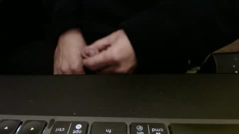 Snapshot of stargazer1069 chatting on 11/05/25, 09:31 stargazer1069 online show from 11/05/25, 09:31