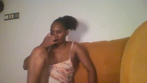 Snapshot of stargirl880271 chatting on 01/19/25, 07:15 isha online show from 01/19/25, 07:15