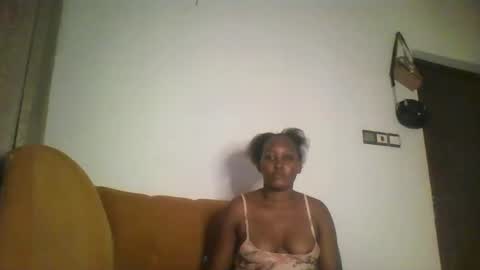 Snapshot of stargirl880271 chatting on 01/21/25, 12:15 isha online show from 01/21/25, 12:15