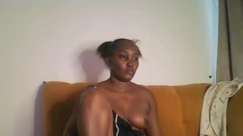 Snapshot of stargirl880271 chatting on 02/16/25, 03:47 isha online show from 02/16/25, 03:47