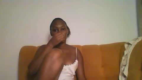 Snapshot of stargirl880271 chatting on 02/23/25, 03:24 isha online show from 02/23/25, 03:24