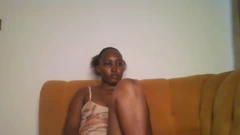 Snapshot of stargirl880271 chatting on 02/26/25, 03:32 isha online show from 02/26/25, 03:32