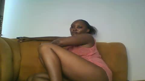 Snapshot of stargirl880271 chatting on 11/05/25, 04:01 isha online show from 11/05/25, 04:01