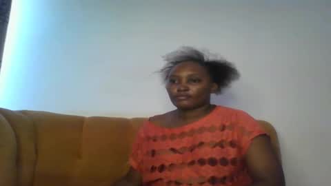 Snapshot of stargirl880271 chatting on 11/06/25, 07:53 isha online show from 11/06/25, 07:53