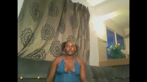 Snapshot of stargirl880271 chatting on 11/19/25, 03:01 isha online show from 11/19/25, 03:01