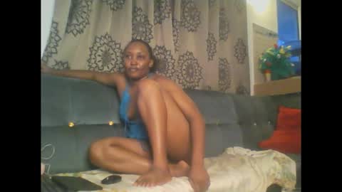 Snapshot of stargirl880271 chatting on 11/29/25, 03:31 isha online show from 11/29/25, 03:31