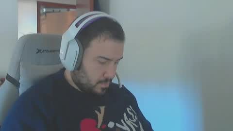 Snapshot of stark_86 chatting on 12/08/24, 09:24 stark_86 online show from 12/08/24, 09:24